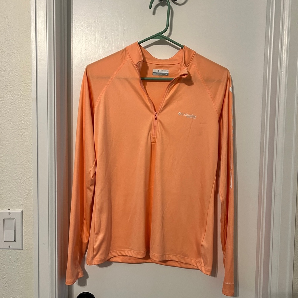 Columbia quarter zip sun shirt - peach - small